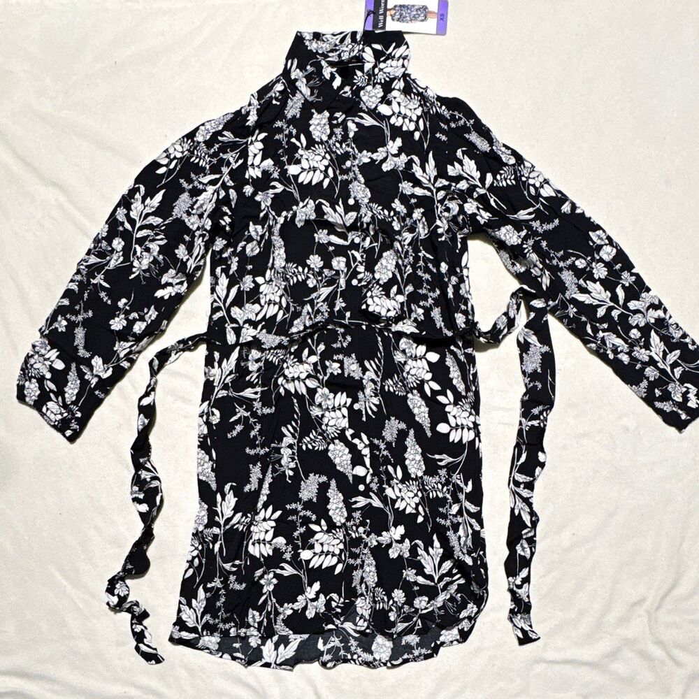 Well Worn Women's XS Black & White Floral Collared Button-Front Belted Dress